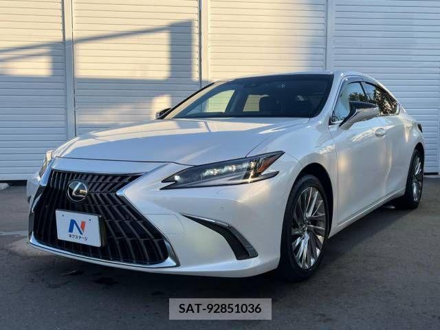 Lexus ES 2022-10 354314-16