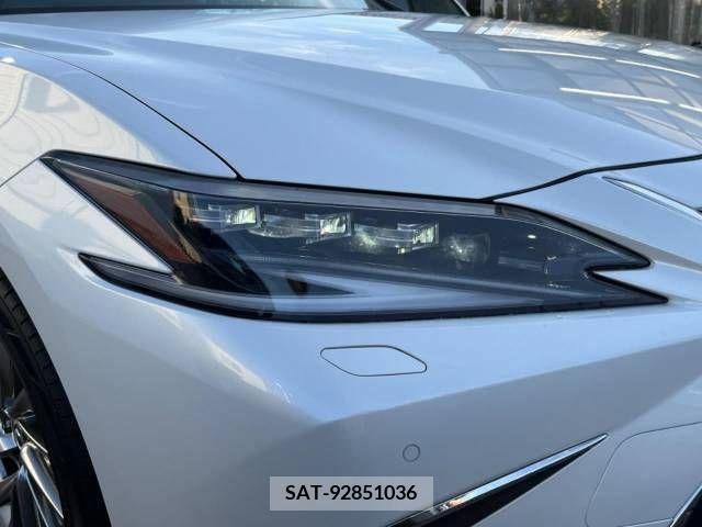 Lexus ES 2022-10 354314-12