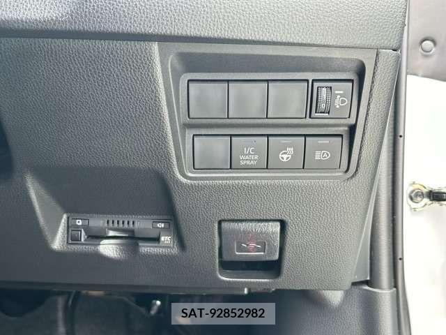 Toyota YARIS 2021-08 341910-15