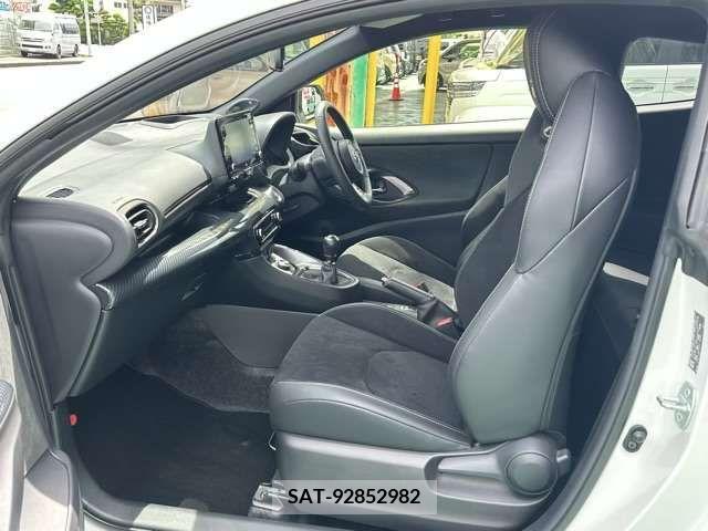 Toyota YARIS 2021-08 341910-3