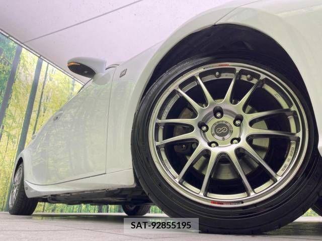Lexus IS 2013-09 354307-13