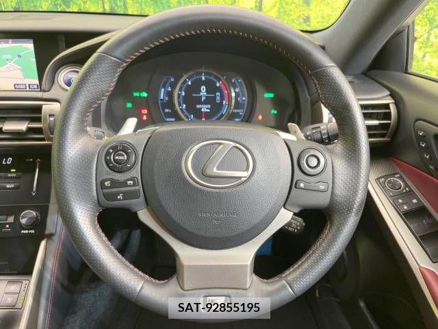 Lexus IS 2013-09 354307-11