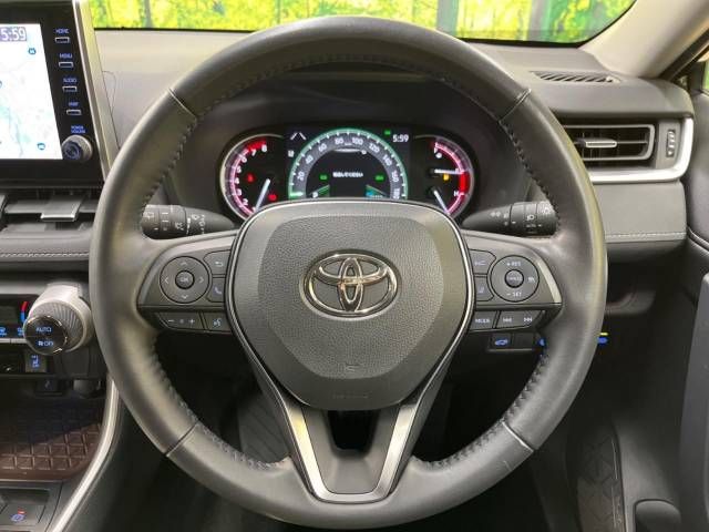Toyota RAV4 2021-04 27003-11