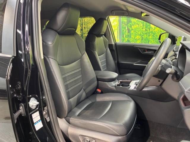Toyota RAV4 2021-04 27003-8