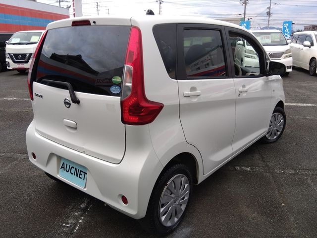 Nissan DAYZ 2017-10 10830-3