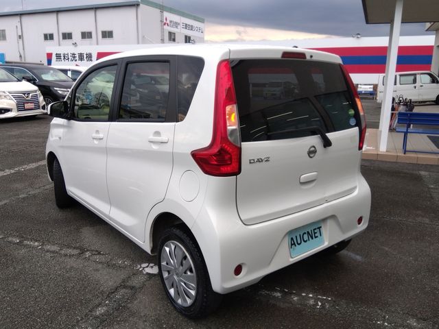 Nissan DAYZ 2017-10 10830-5