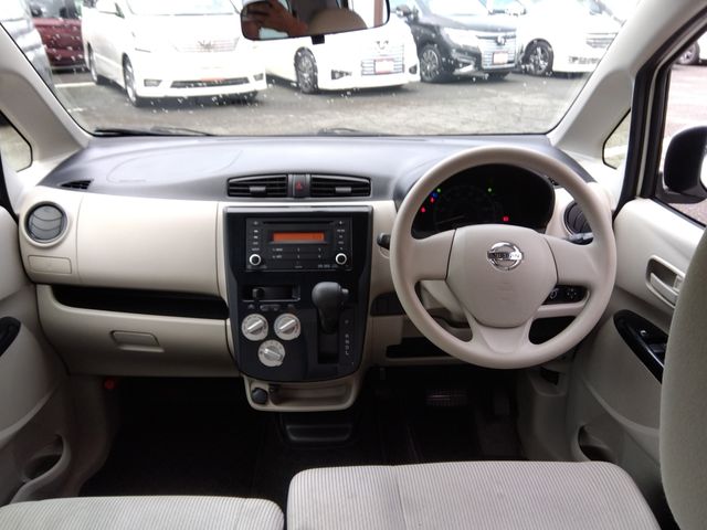 Nissan DAYZ 2017-10 10830-7
