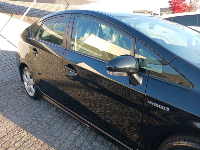 Toyota PRIUS 2014-05 10265-4