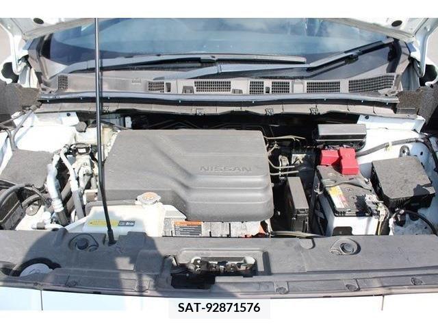 Nissan LEAF 2019-02 297892-14