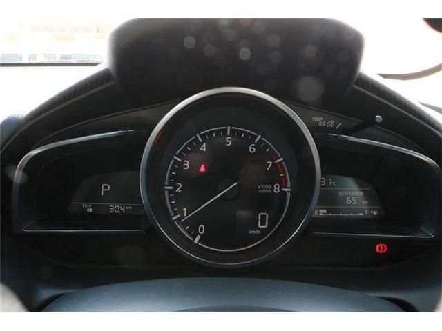 Mazda DEMIO 2017-12 5921-8
