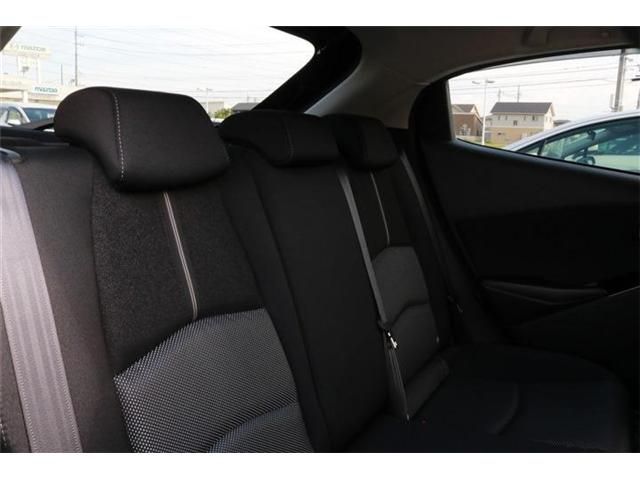 Mazda DEMIO 2017-12 5921-17