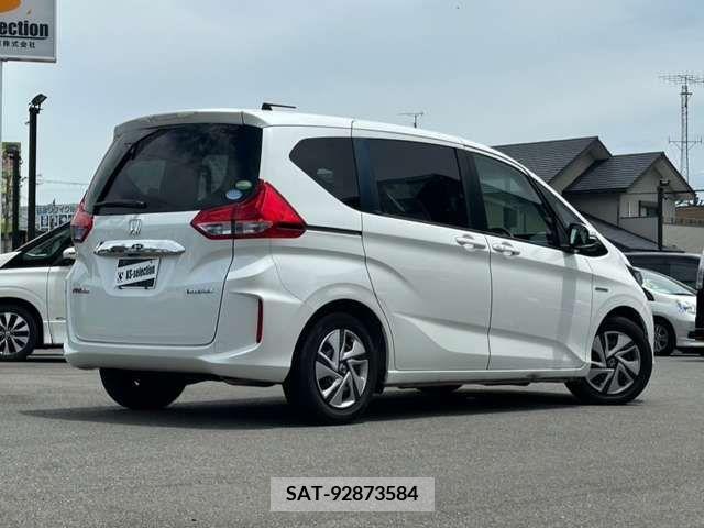 Honda FREED HYBRID 2019-02 354893-1