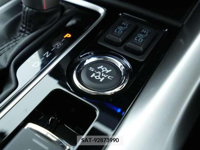 Mitsubishi ECLIPSE CROSS 2019-06 303872-17
