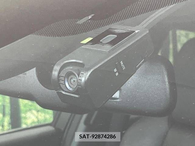 Toyota C-HR 2017-10 266954-7