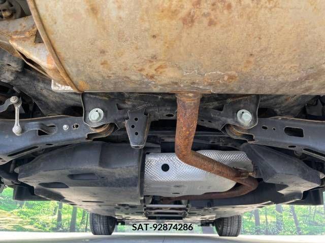 Toyota C-HR 2017-10 266954-19