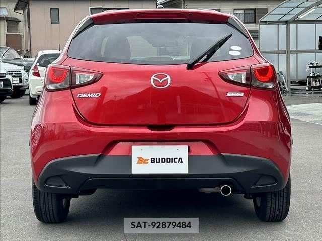 Mazda DEMIO 2014-10 296579-12