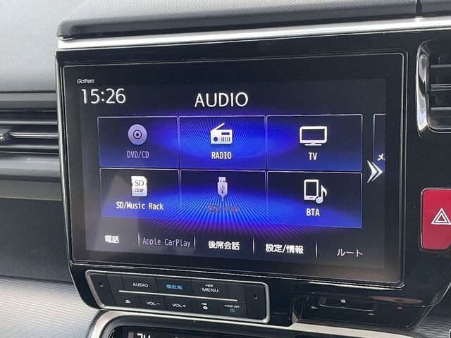 Honda e 2018-07 183061-11