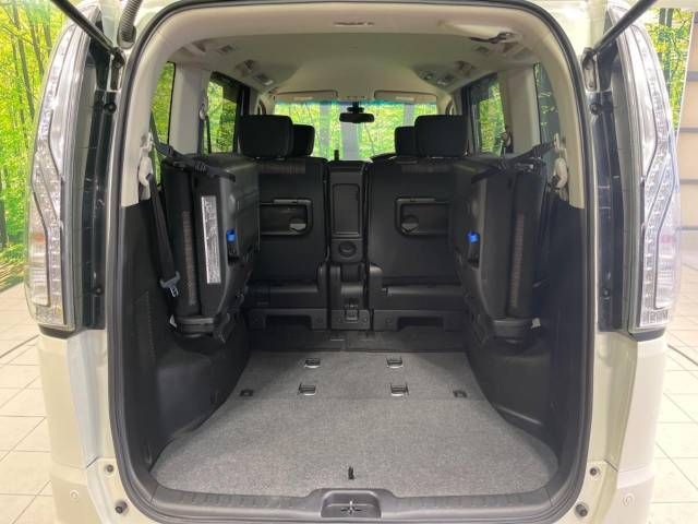 Nissan SERENA 2016-06 17928-11