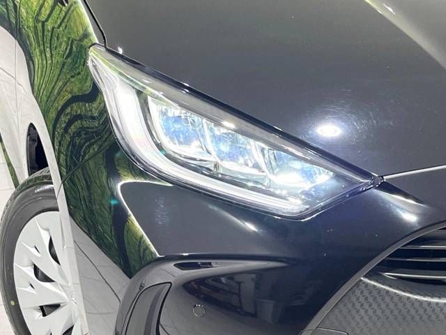 Toyota YARIS 2021-05 196602-12
