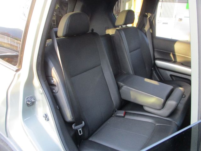 Nissan X-TRAIL 2013-09 28947-20