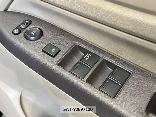 Honda N-WGN 2018-04 307797-7