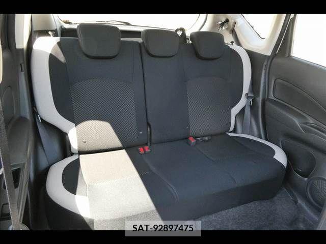 Nissan NOTE 2019-07 328709-10
