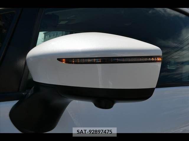 Nissan NOTE 2019-07 328709-18