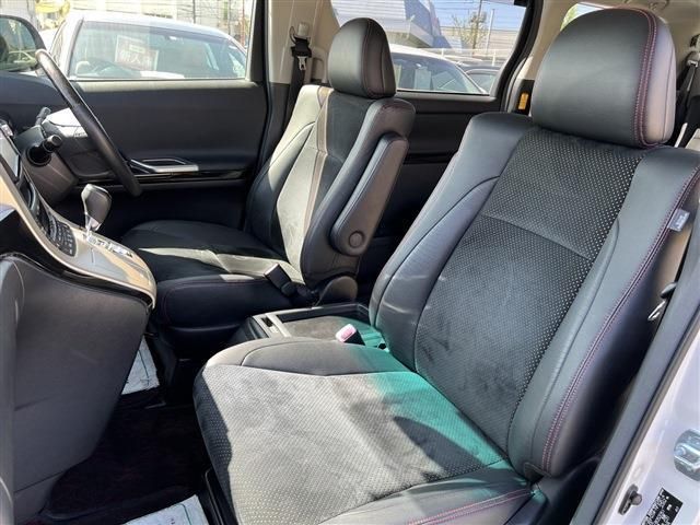 Toyota VELLFIRE 2014-01 9589-18