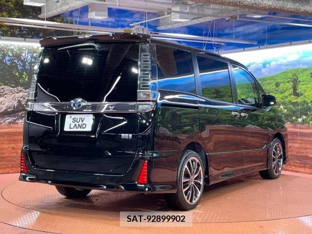 Toyota VOXY HYBRID 2021-06 322895-18