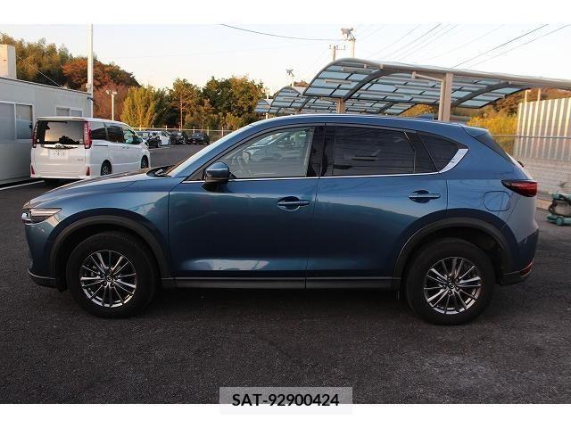 Mazda CX-5 2017-10 213143-4
