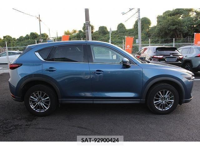 Mazda CX-5 2017-10 213143-2