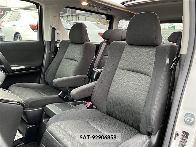 Toyota VELLFIRE 2012-03 214936-15