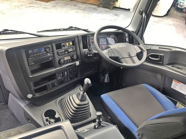 Isuzu GIGA 2019-03 184387-2