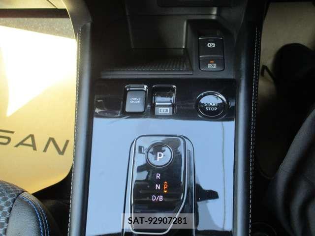 Nissan KICKS 2022-11 274071-10