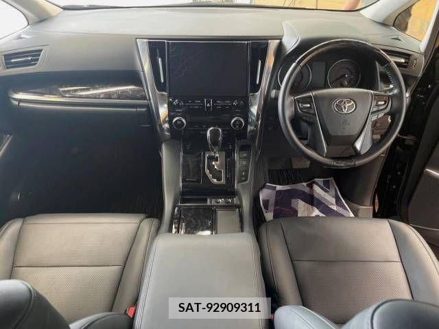 Toyota ALPHARD 2022-11 381792-1