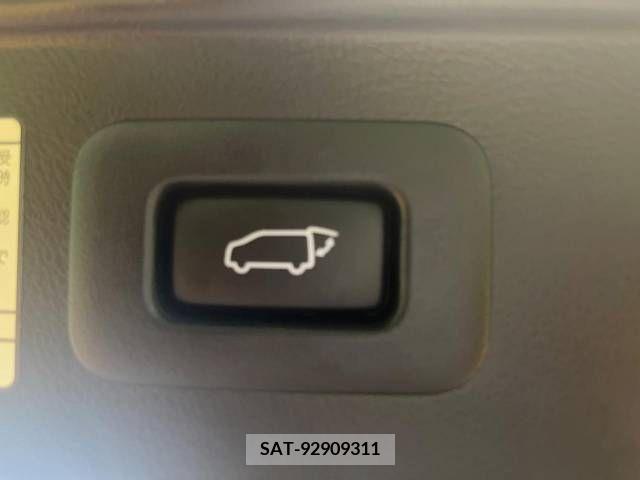 Toyota ALPHARD 2022-11 381792-12