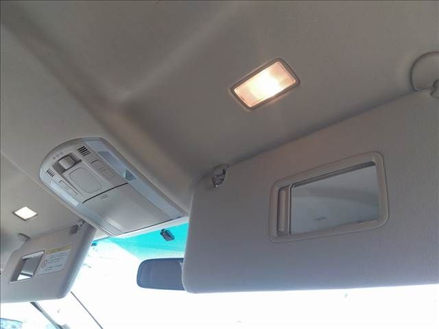 Toyota VELLFIRE 2012-07 7070-27