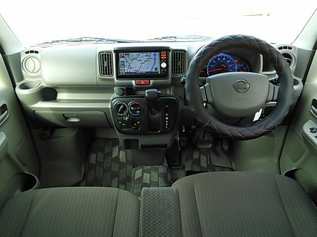 Nissan CLIPPER 2018-08 28779-1
