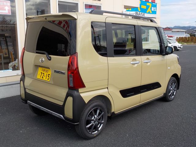 Daihatsu TANTO 2022-10 3651-4