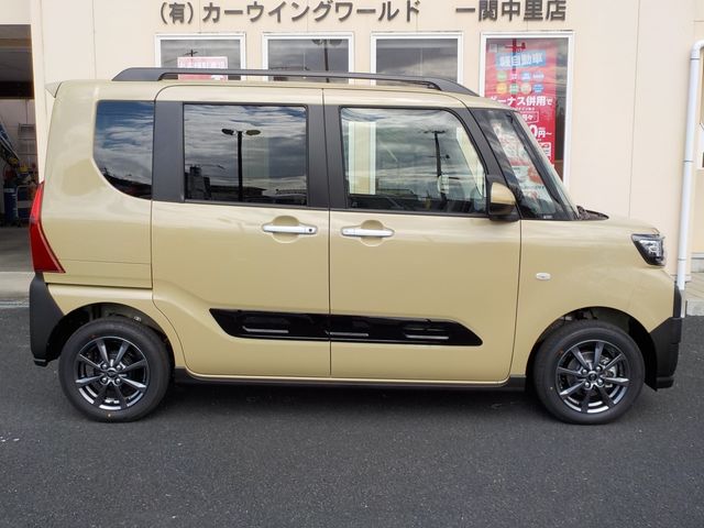 Daihatsu TANTO 2022-10 3651-7
