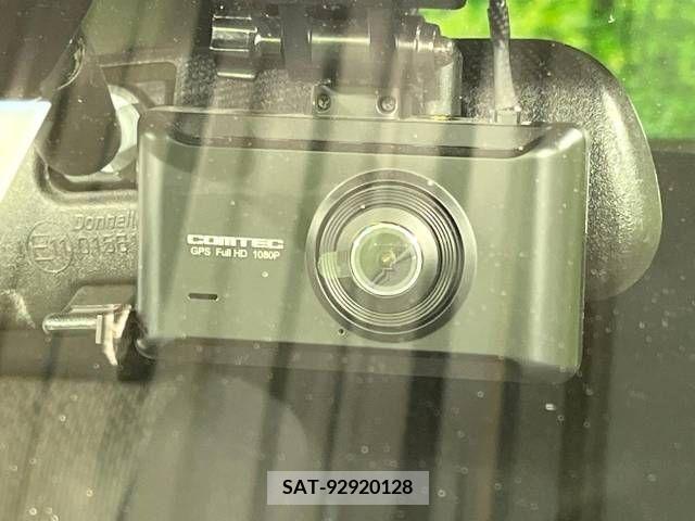 Mazda PREMACY 2011-08 325421-4