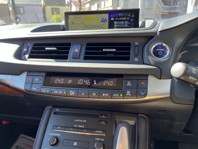 Lexus CT 2019-07 193708-18