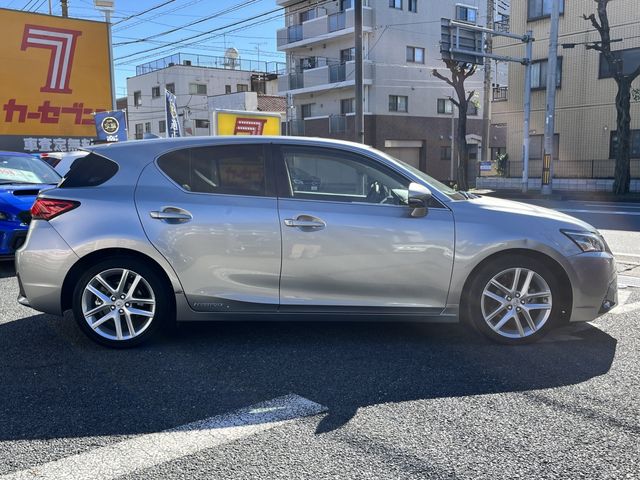 Lexus CT 2019-07 193708-2