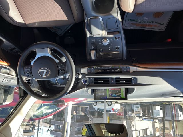 Lexus CT 2019-07 193708-7