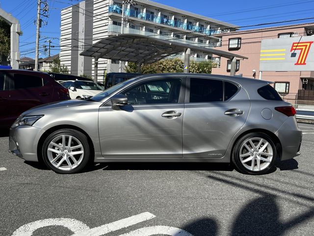 Lexus CT 2019-07 193708-6