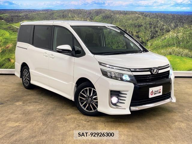 Toyota VOXY 2014-11 370447-15