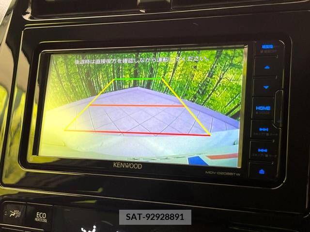 Toyota PRIUS 2021-03 209874-3