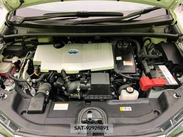 Toyota PRIUS 2021-03 209874-18