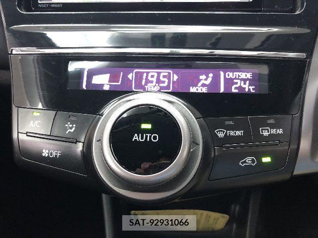 Toyota PRIUS ALPHA 2017-10 322185-19