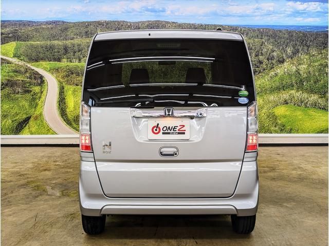 Honda N BOX 2017-01 184674-14